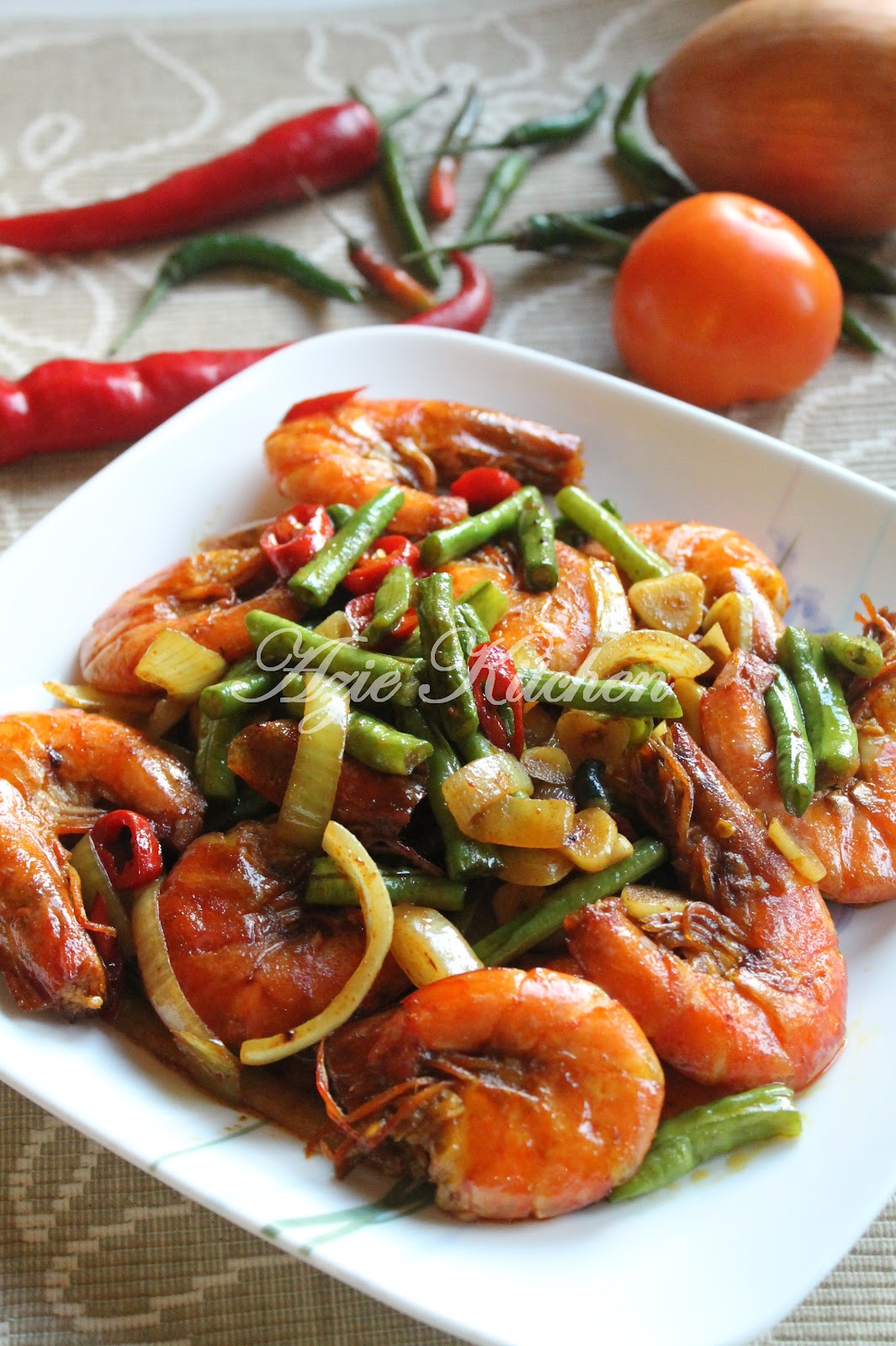 Udang Goreng Garam Kunyit Dengan Kacang Panjang - Azie Kitchen