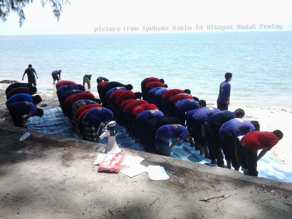 Hadis Tempat Solat  Hikayat Budak Pening