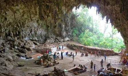 Merupakan destinasi wisata terletak di salah satu pulau yang berada di Provinsi Nusa Tengg 13 Tempat Wisata Terpopuler di Flores Akan Mempesona Anda