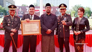 Bupati Blora Terima Penghargaan dari Kapolda Jateng, Gigih Perjuangkan Berdirinya Rumah Sakit Bhayangkara