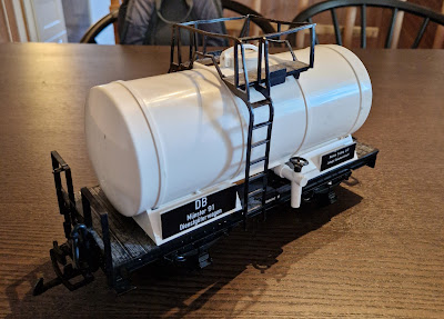 How you easily can turn the LGB Wangerooge starter set  into a G-scale Heeresfeldbahn garden railway model