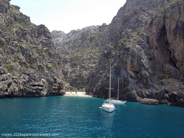 SA CALOBRA - PLAYA EN EL MUNICIPIO DE ESCORCA - ISLA DE MALLORCA, ESPAÑA