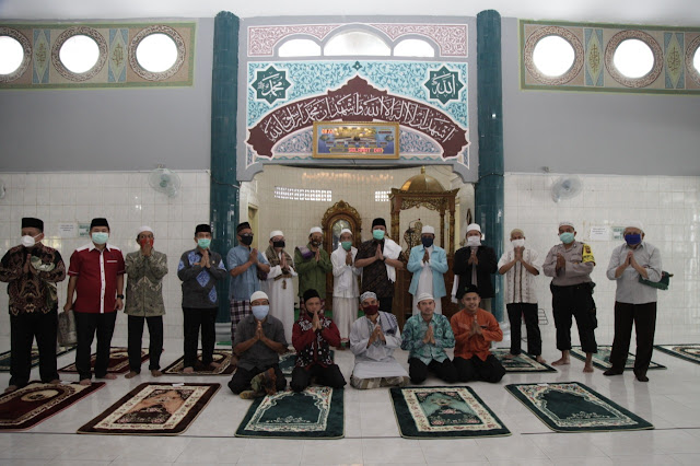 HD Ajak Jama'ah Masjid Ar-Rozaq Bersyukur, Kerinduan Sholat  Berjama'ah Terbayarkan