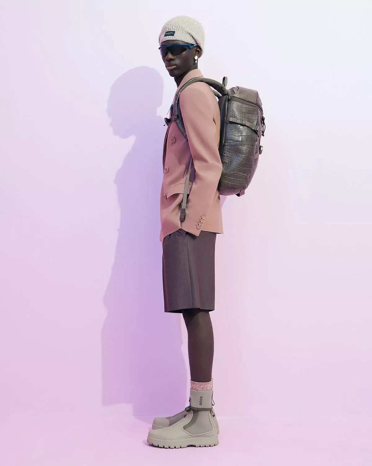 Dior launches new bags in collaboration with Mystery Ranch that combine outdoor culture with luxury requirements Kim Jones, with his Dior Men's Summer 2023 collection, pays homage to Monsieur Dior's passion for nature, and joins forces for the first time, with Mystery Ranch, combining outdoor culture with the requirements of luxury.