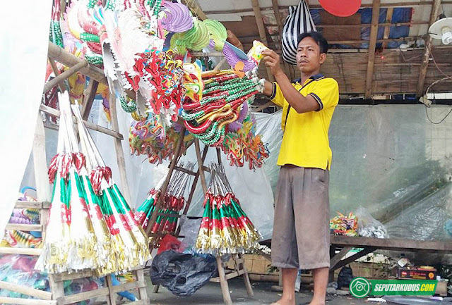 penjual terompet