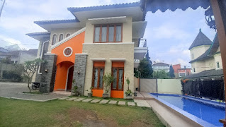 Villa Orange Istana Bunga Private Pool