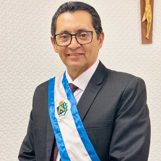 Pité toma posse como prefeito de Quipapá