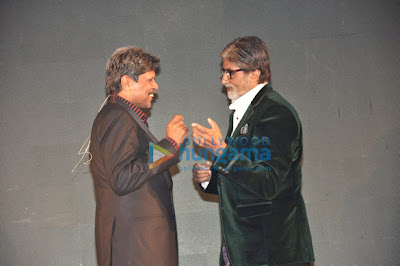 Amithabh & Kapil Dev unveil Siddhu's 'sherryontopp.com' website