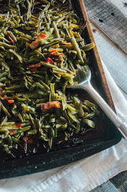 Roasted Green Beans with Bacon (AIP Reintroduction, Paleo, Low FODMAP, Whole30) 