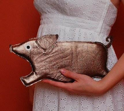 Creative funny lady purse Seen On coolpicturesgallery.blogspot.com