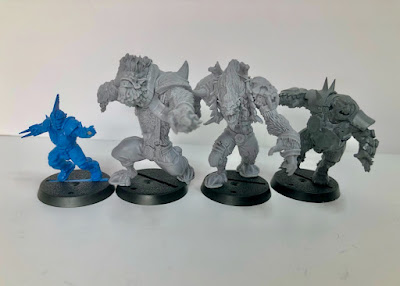 Blood Bowl Yhetees Size Comparison