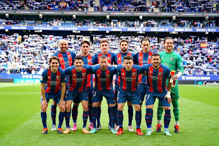 📸S. D. HUESCA 📆2 marzo 2024 ⬆️Jérémy Blasco, Ignasi Vilarrasa, Iker Kortajarena, Iván Martos, Hugo Vallejo, Álvaro Fernández. ⬇️Javi Martínez, Miguel Loureiro, Óscar Sielva, Gerard Valentín, Elady Zorrilla. R. C. D. ESPANYOL DE BARCELONA 0 🆚 S. D. HUESCA 0 Sábado 02/03/2024, 16:15 horas. Campeonato de Liga de 2ª División, jornada 29. Cornellá de Llobregat, Barcelona, Stage Front Stadium: 22.472 espectadores. GOLES: ⚽No hubo.