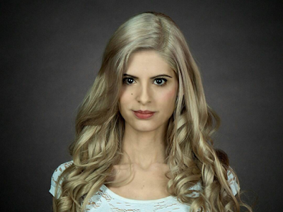 This stunning artist can transform herself into incredible comic book characters! 