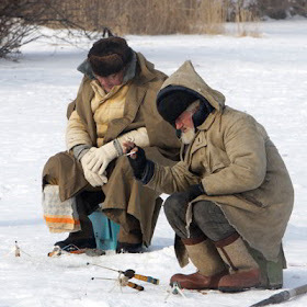 Фото Укринформ: зимняя рыбалка