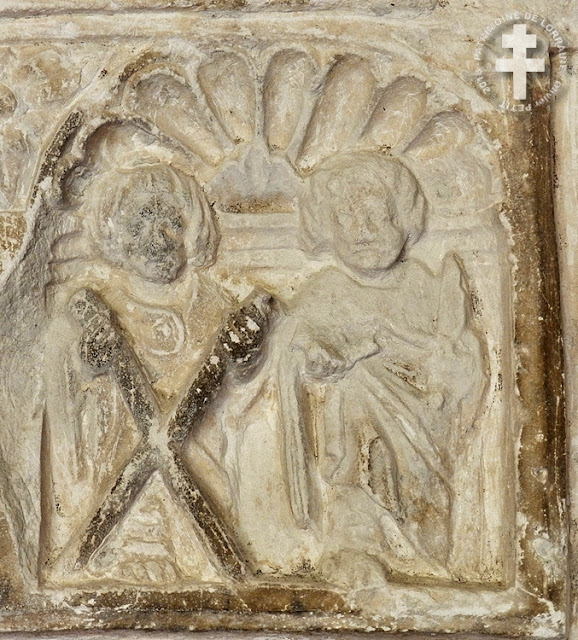 PAGNY-LA-BLANCHE-COTE (55) - Tombeau d'un prêtre (XVIe siècle)