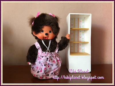 kiki monchhichi bibliothèque  bois miniature dolls handmade fait main récupération