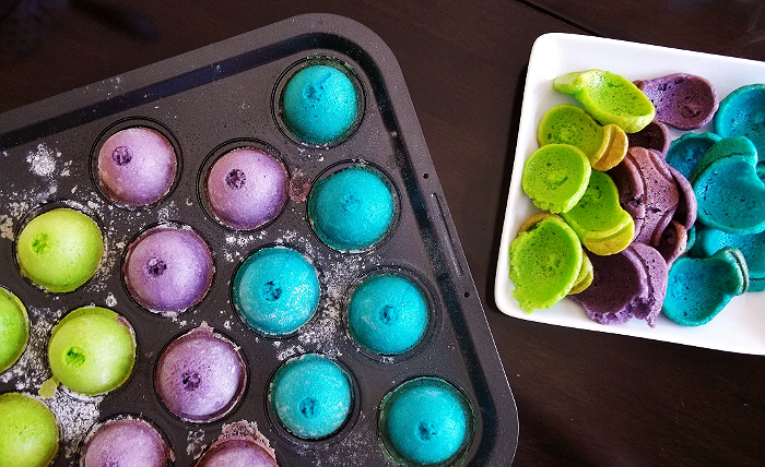 Colorful Cake Pops for a Polka Dot Cake