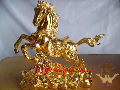 Ngựa phong thủy mạ vàng cao 20 cm