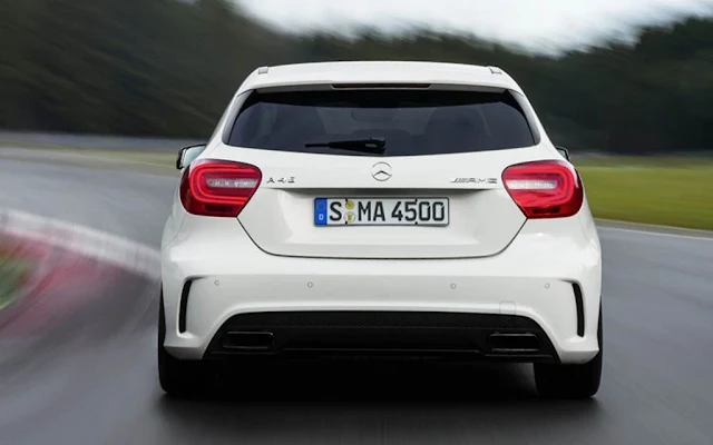 2014 Mercedes-Benz A45 AMG