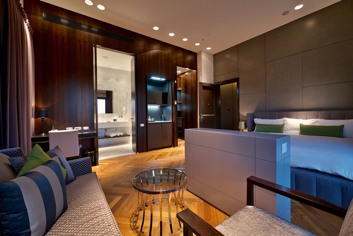 Elegant modern hotel room in Hotel Indigo in Tel Aviv
