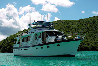 Charter motoryacht Shining Star in the Virgin Islands with Paradise Connections Yacht Charters
