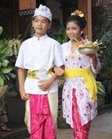 Pakaian Adat Bali