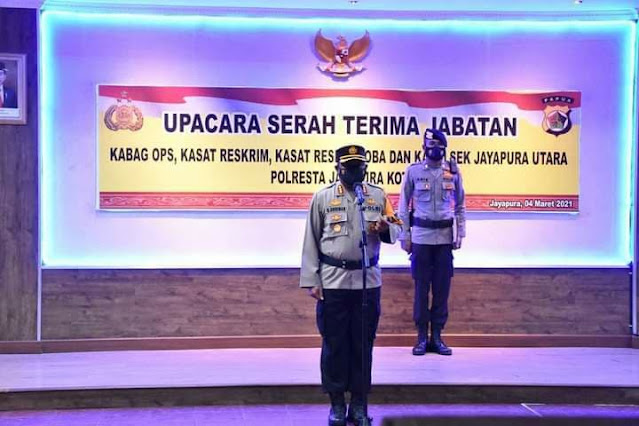 Gustav Urbinas Pimpin Sertijab Satu Kabag, Dua Kasat dan Satu Kapolsek