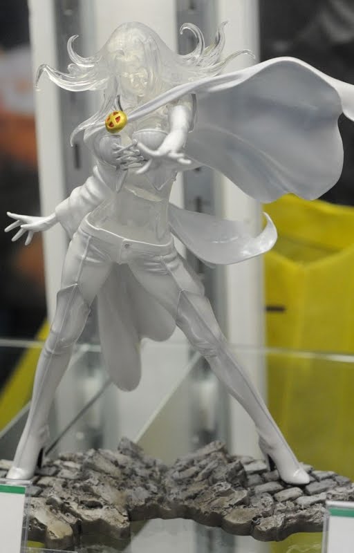 Marvel Emma Frost Diamond Version Bishoujo Statue