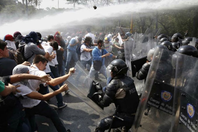 Mundo:Continúan protestas en Venezuela contra Constituyente; ya son 35 los muertos