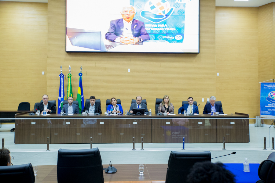 Sessão Solene na Assembleia Legislativa de RO homenageia cooperativas e Rotary Clube Rio Madeira