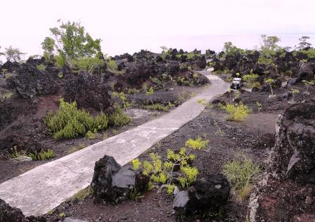  merupakan sebuah daerah yang letaknya berada di bawah kaki gunung api Gamalama pada sebua  8 Tempat wisata Ternate Maluku Utara Yang Menarik Dikunjungi