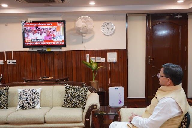 CM धामी ने PM मोदी के मन की बात कार्यक्रम का सुना 101वां संस्करण 