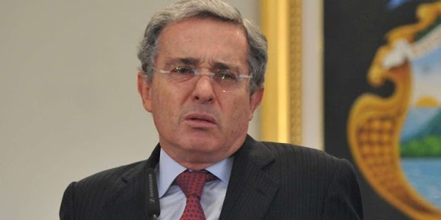 Uribe seguirá detenido mientras Corte Suprema decide bajo qué Ley es procesado. ¿Por qué?