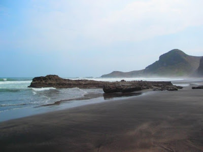 Pantai Pecaron Kebumen