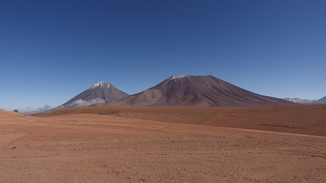 Volcán Licancabur, Cerro Juriques.