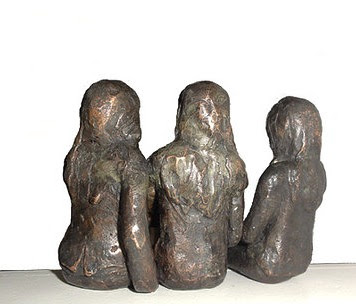 Bronze sculpture sisters