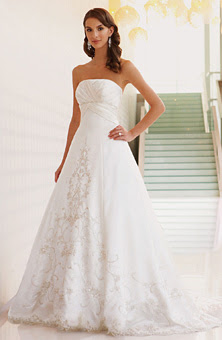 Pretty Strapless Wedding Dress by Jasmine Couture