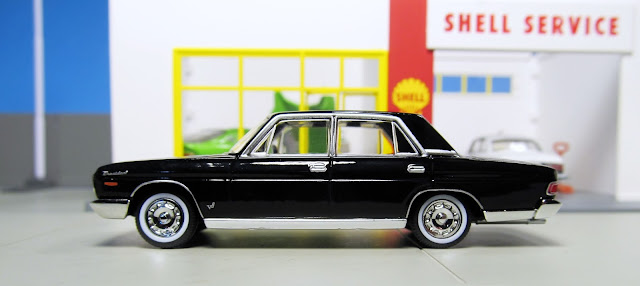 Tomica Limited Vintage LV-158a   Nissan President