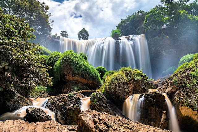 Guide to visit elephant waterfall in Dalat