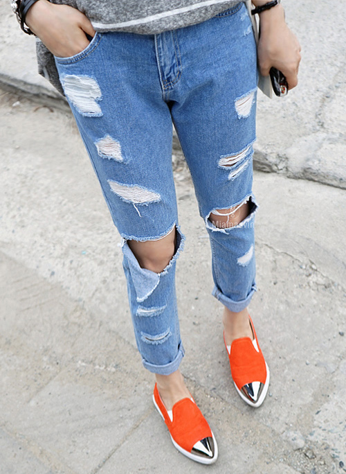 Tattered Tapered Jeans