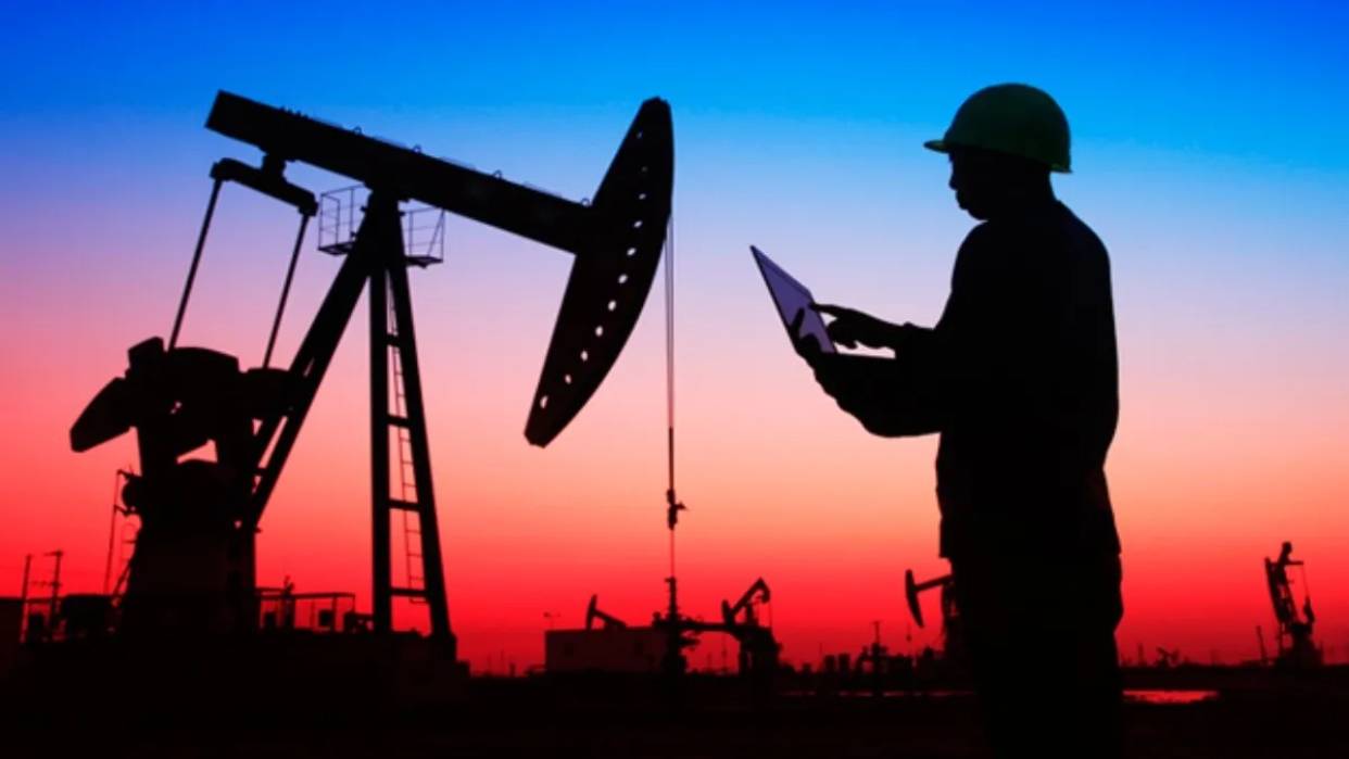 Reservas de petróleo de EEUU registran fuerte caída