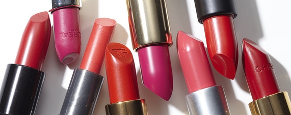 http://www.shemodish.com/2014/01/lip-love.html