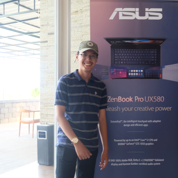 Asus ZenBook Pro UX580, Laptop Dewa yang Inovatif