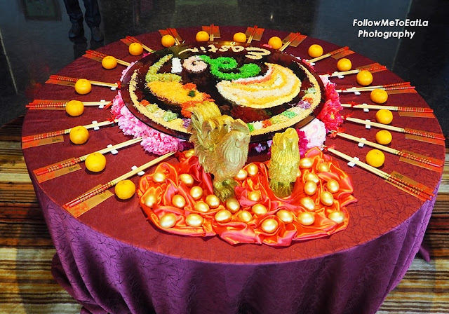 MUST HAVE Biggest Yee Sang Platter