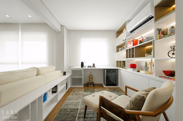Visita ao pequeno e jovial apto decorado de Carolina Rocca. Blog Achados de Decoração