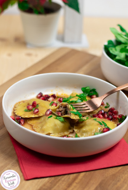 Ravioli mit Gänsefleisch-Maronen-Füllung