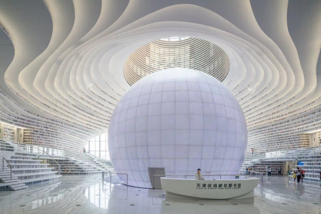 Foto della nuova biblioteca futuristica Cinese da 1,2 milioni di libri