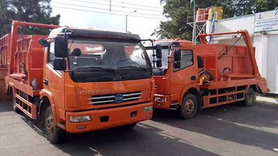 Gov Ayade imports more waste disposal trucks to combat waste management in Calabar (Photos)