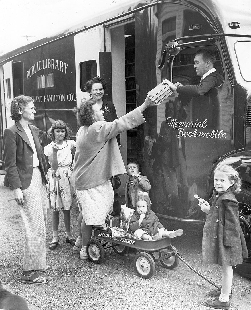Before Amazon, We Had Bookmobiles 15+ Rare Photos Of Libraries-On-Wheels - One Of The Library Bookmobiles, C. 1948.