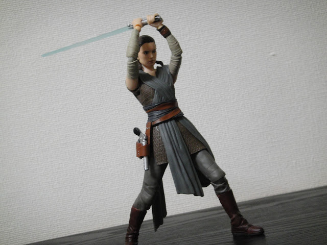 S.H.Figuarts　スター・ウォーズ　エピソードＶＩＩＩ　最後のジェダイ　レイ